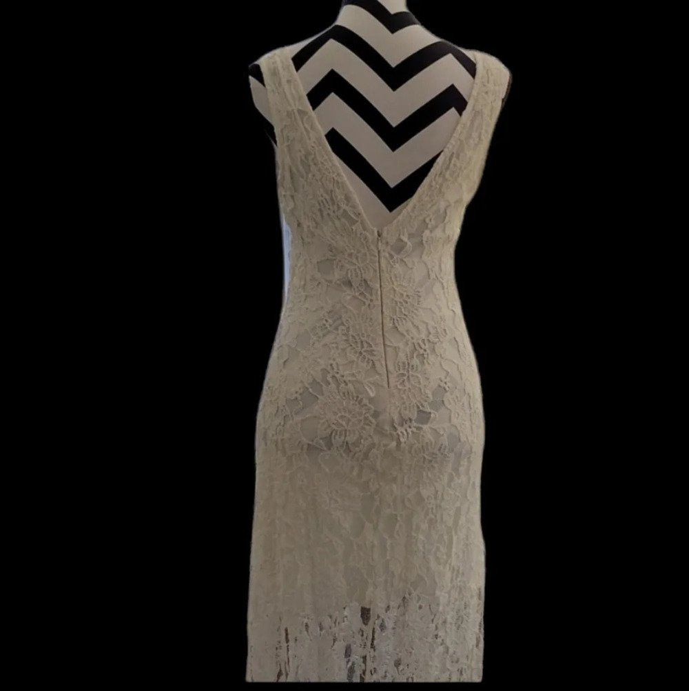 Forever 21 Lace Dress - Picture 6 of 7